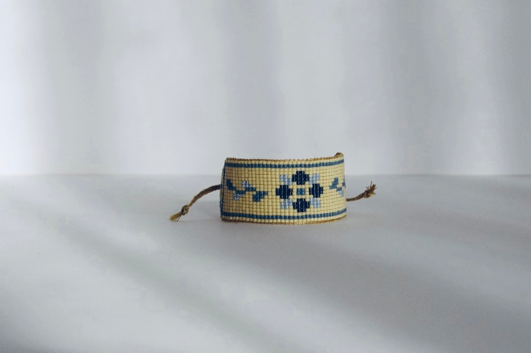 Blue Flower Statement Niju