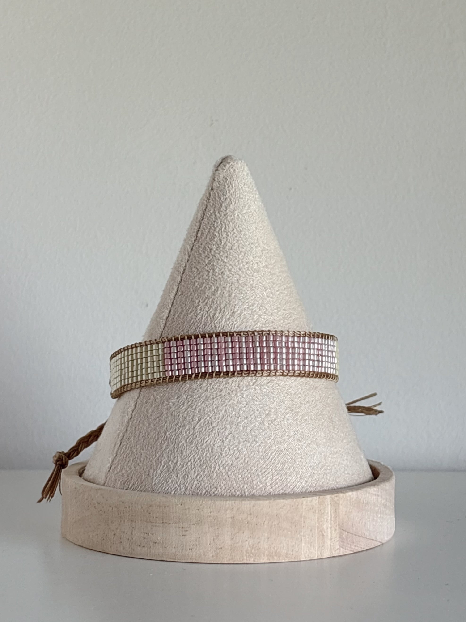 Soft Rose Sand Line Bracelet Nijú